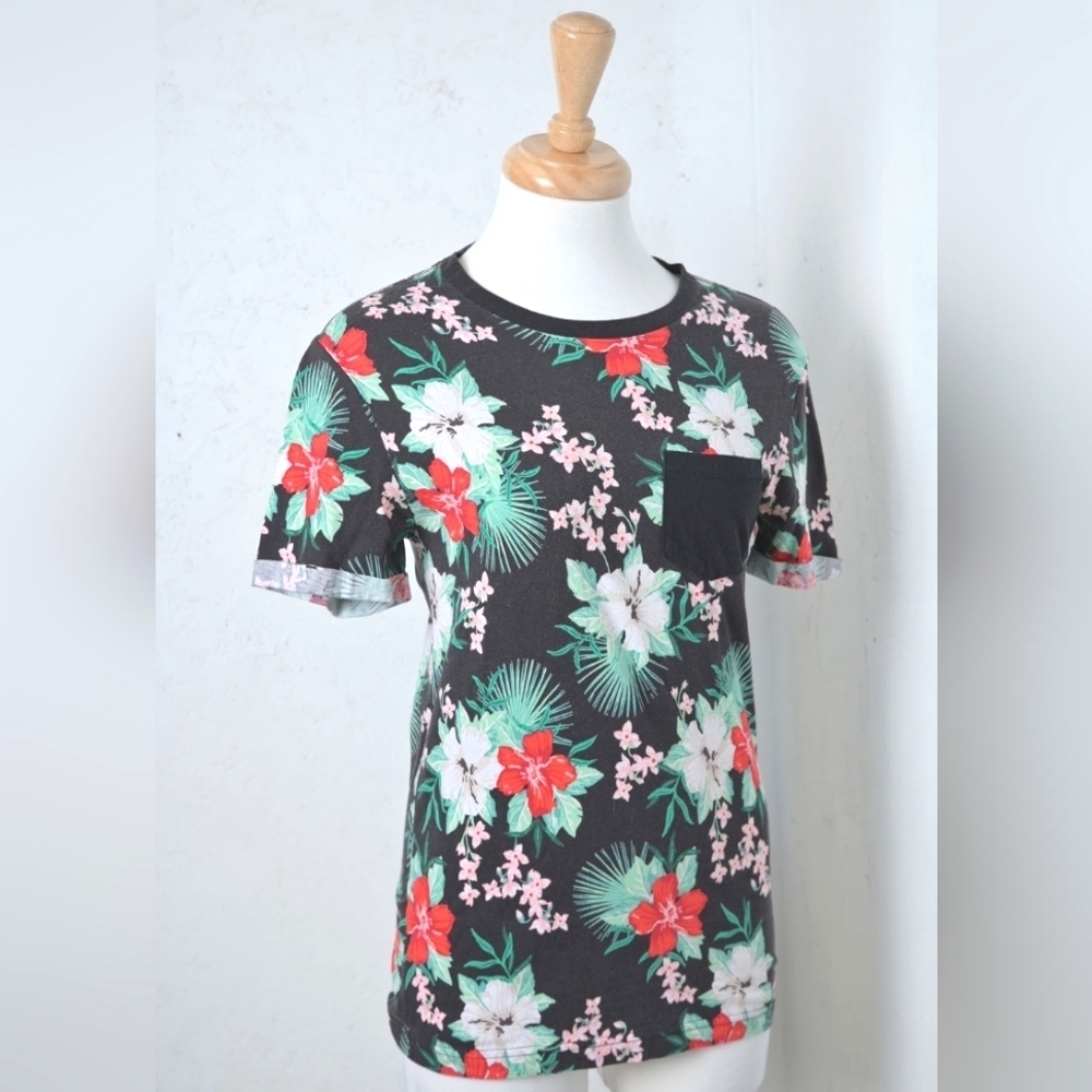 Divided | Colorful tropical floral women's t shirt,front pocket